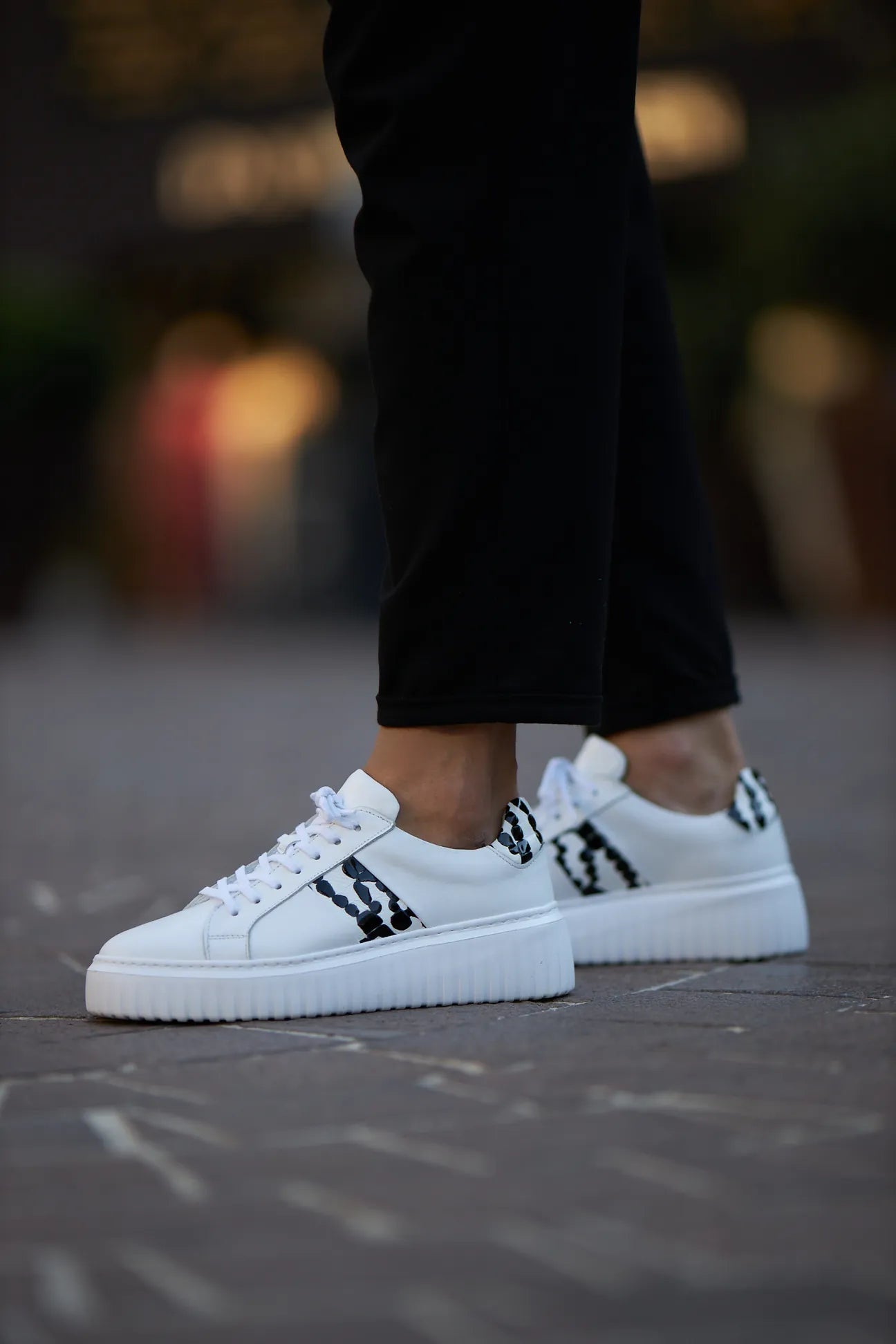 Melrk White Sneakers