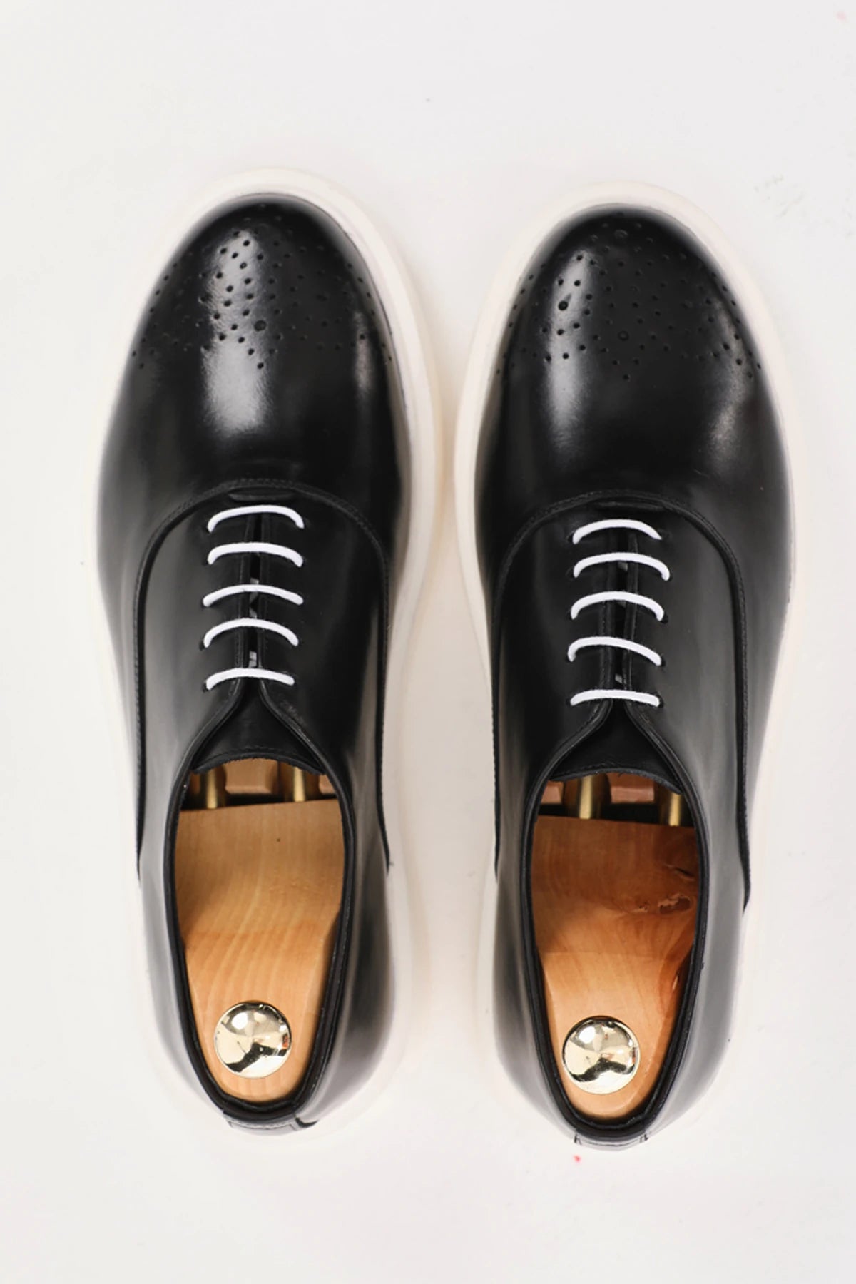 Black Toe Brogue Casual Shoes