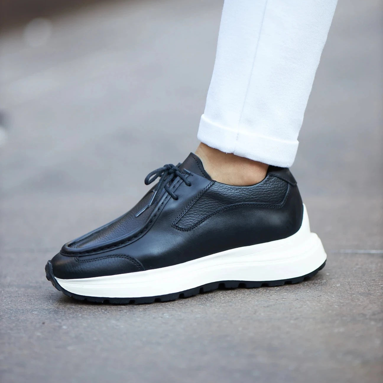 Black Casual Leather Runners