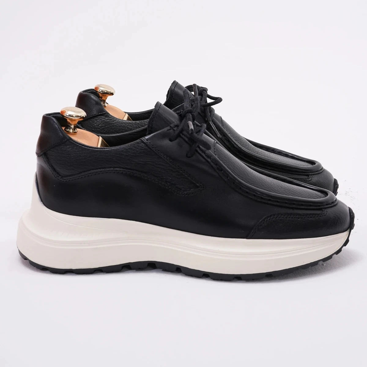 Black Casual Leather Runners