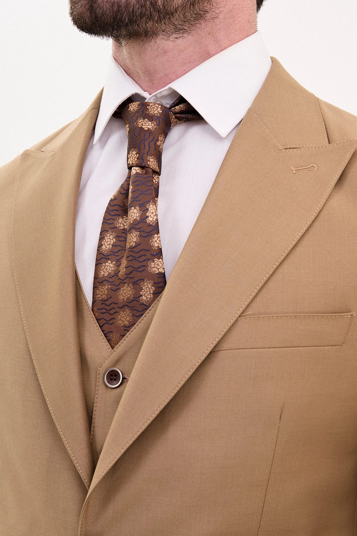 Beige Slim Fit Pointed Collar Suit