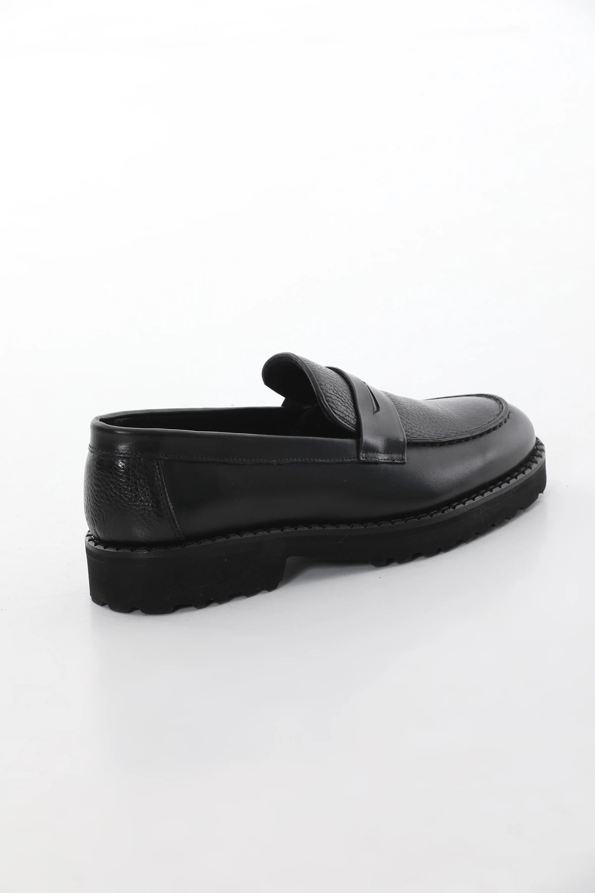 Black Grainy Loafer