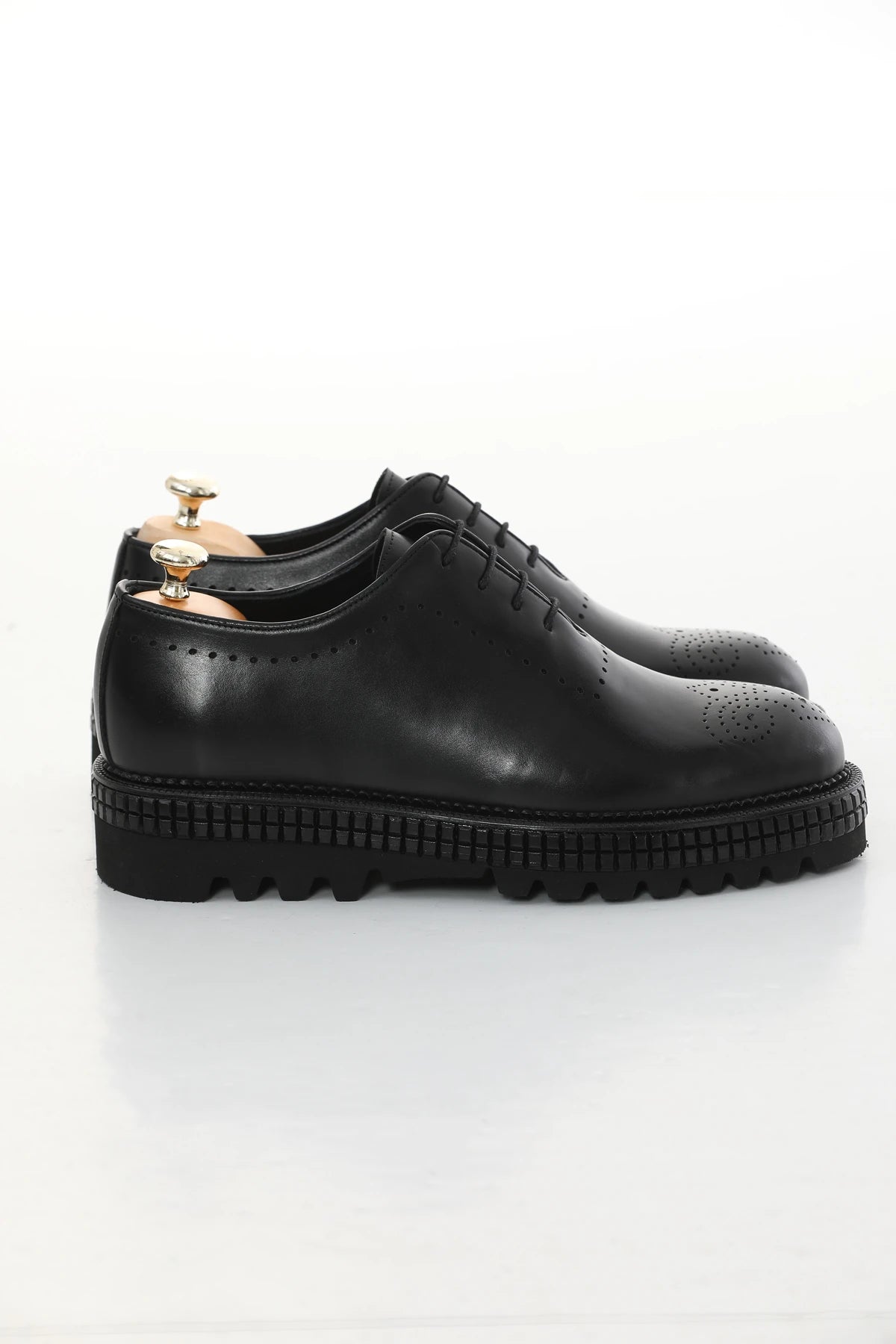 Black Trok Toe Brogue Chunky