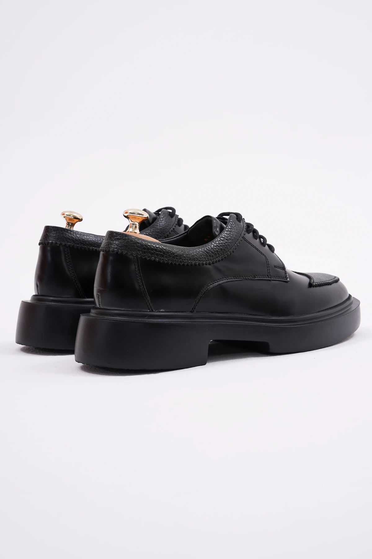 Black Calf Derby Toe Wing Chunky