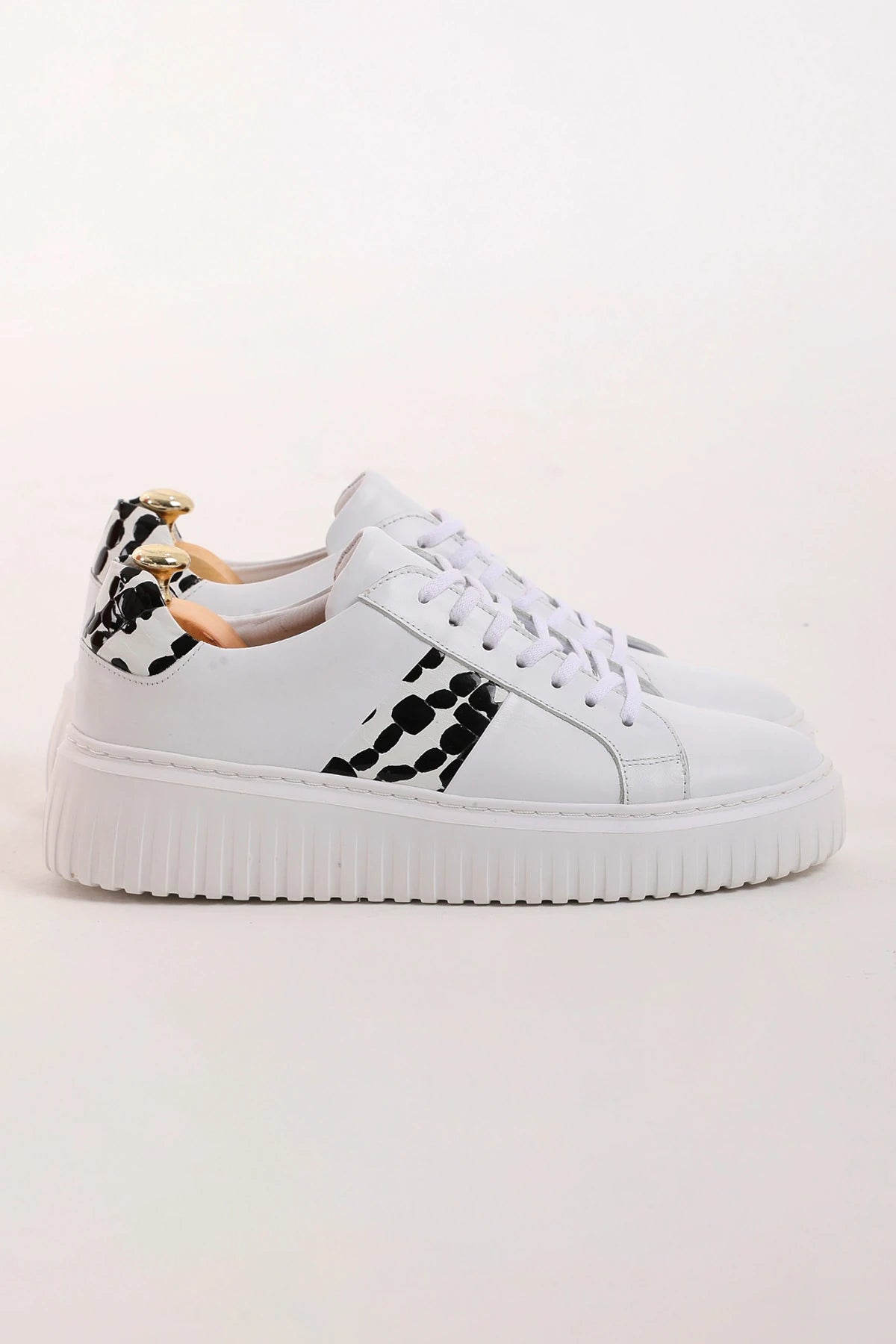 Melrk White Sneakers